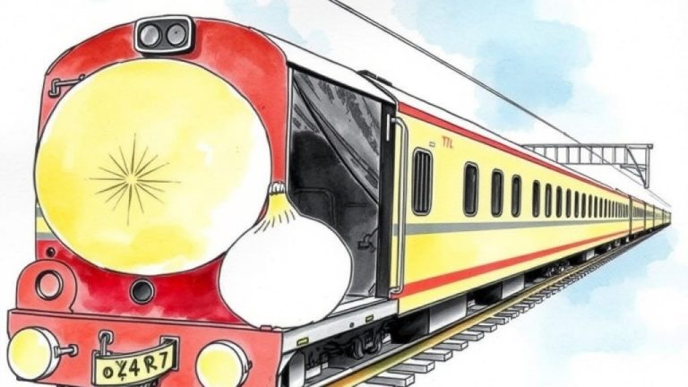 Kanda Express with 453 Tonnes of Onion from Nashik Reaches Delhi to Help Cool Prices